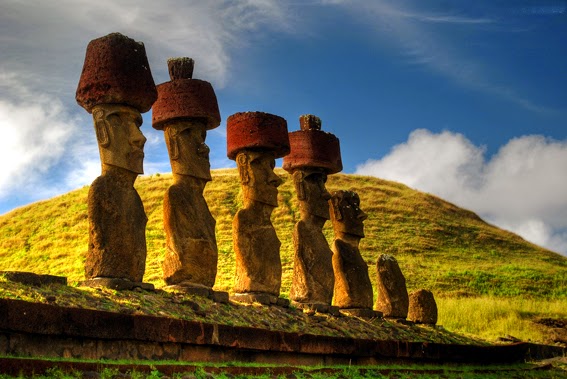 I Moai giganti dell'Isola di Pasqua