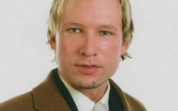 Anders Behring Breivik è stato l’artefice degli attentati del 22 luglio 2011 in Norvegia. 