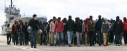 Africani sbarcano in Italia