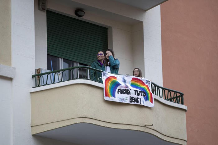 Si canta dal balcone, l'Italia in coro contro la paura FOTO e VIDEO -
