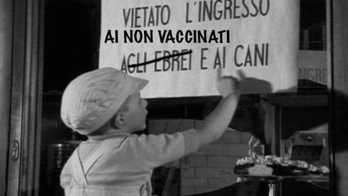 Quegli orribili no vax che credono di essere vittime di una discriminazione come gli ebrei durante il Fascismo